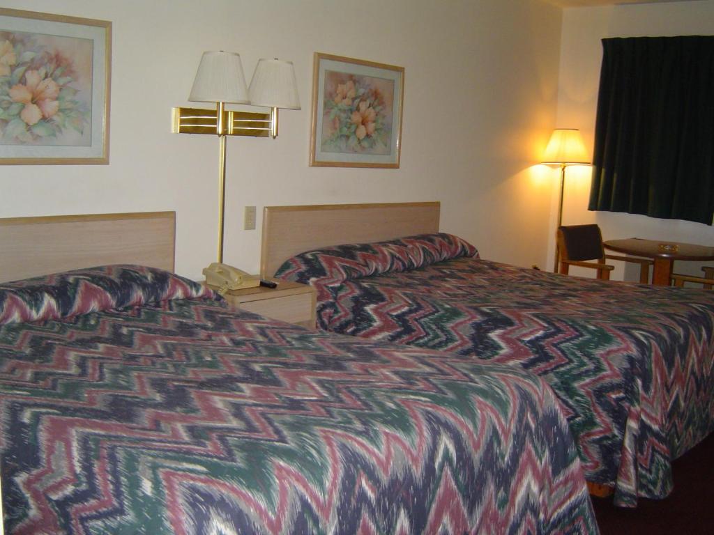 Heritage Inn Mansfield Room photo